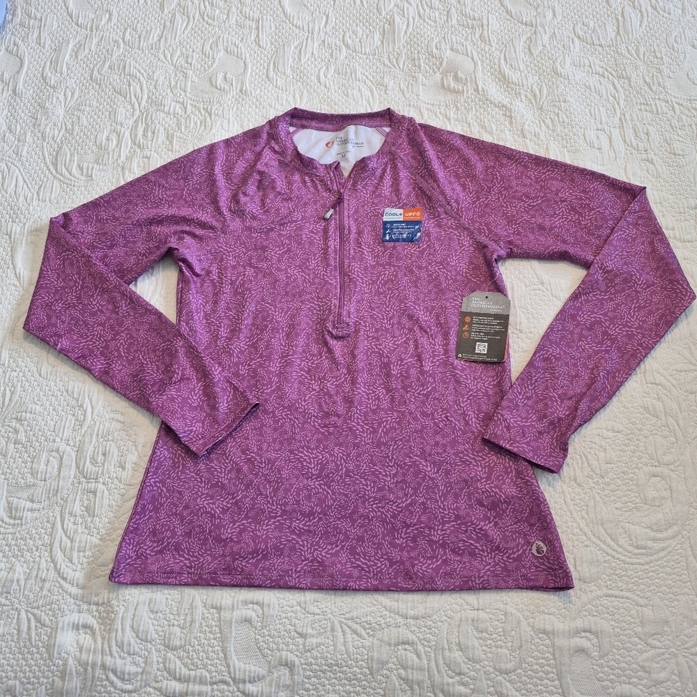 The American Outdoorsman women's Medium sun protected 1/2 zip suntee NEW Fuchsia